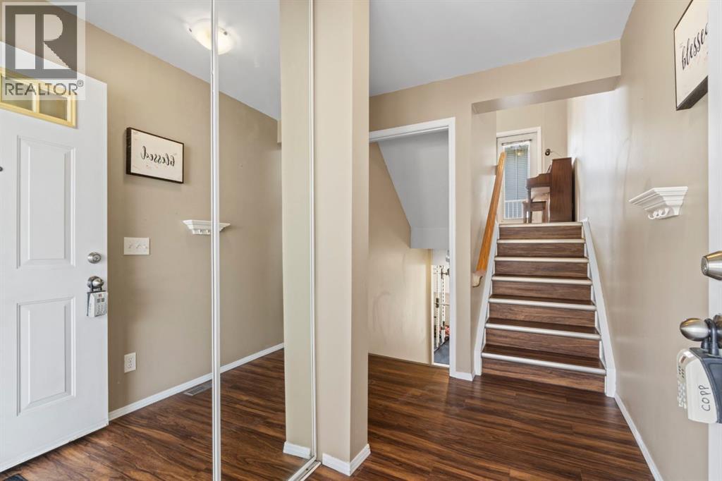 623 Hawkstone Manor Nw Property Photo 5