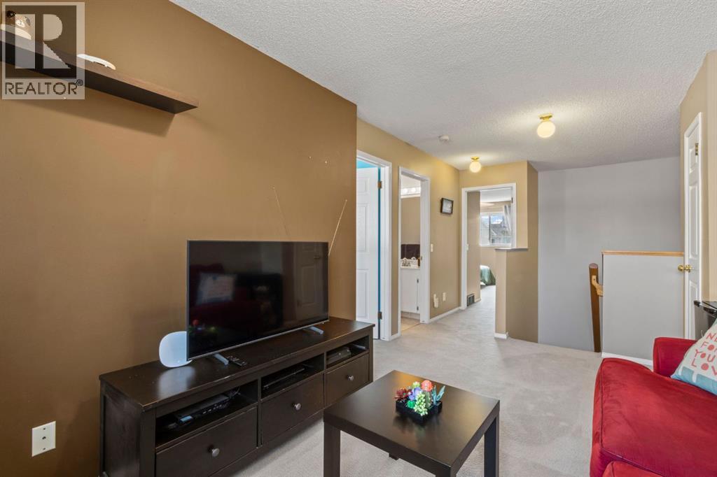 623 Hawkstone Manor Nw Property Photo 19