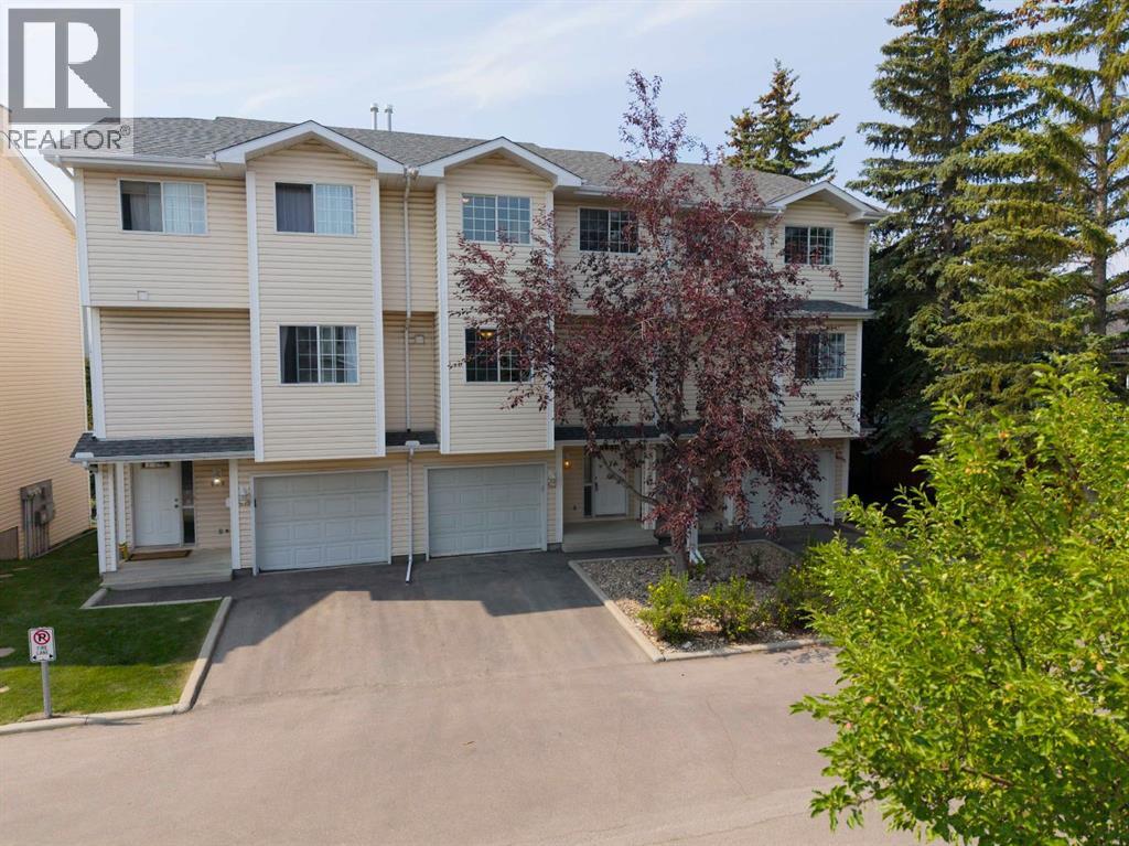 623 Hawkstone Manor Nw Property Photo 34