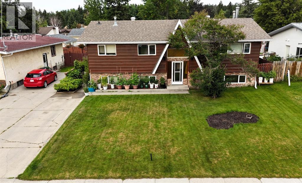 1418 53 Street Property Photo 1