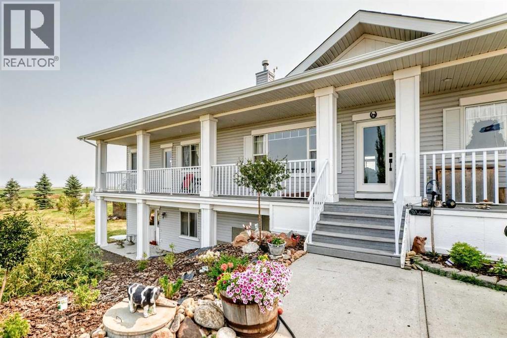 320016 402 Avenue E Property Photo 1