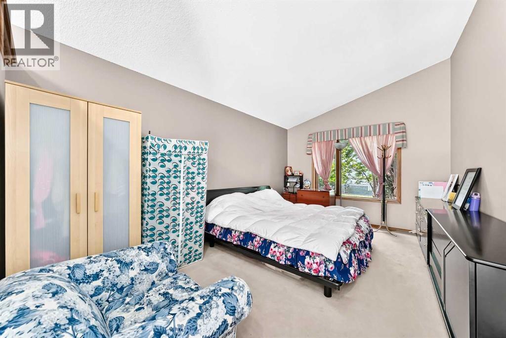 184 Hampshire Circle Nw Property Photo 18