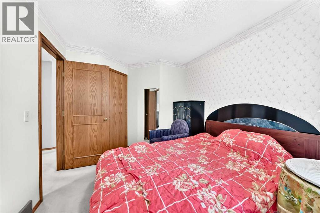 184 Hampshire Circle Nw Property Photo 24