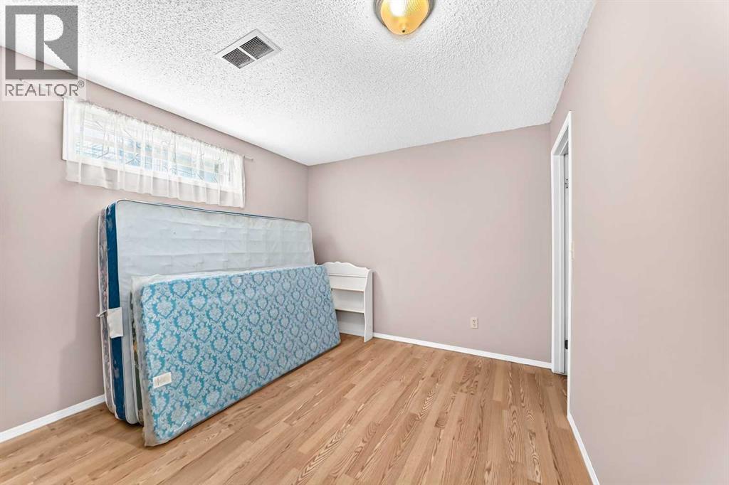 184 Hampshire Circle Nw Property Photo 31