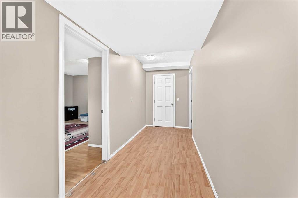 184 Hampshire Circle Nw Property Photo 33