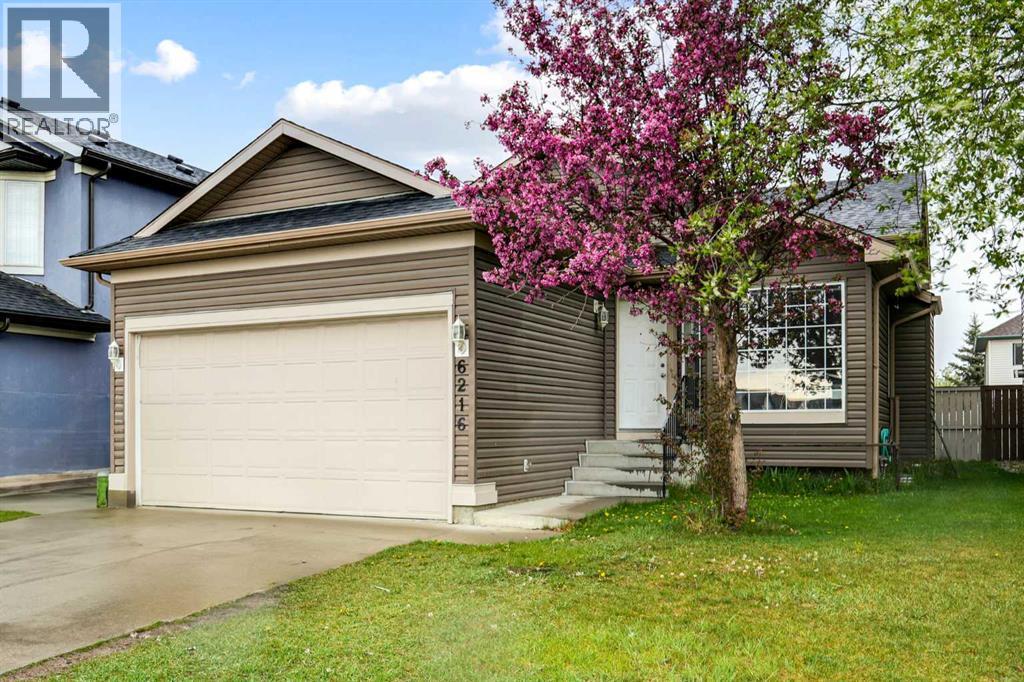 6216 Taralea Park NE Property Photo 1