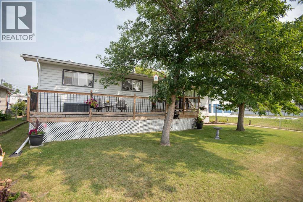 4606 51 Avenue Property Photo 1