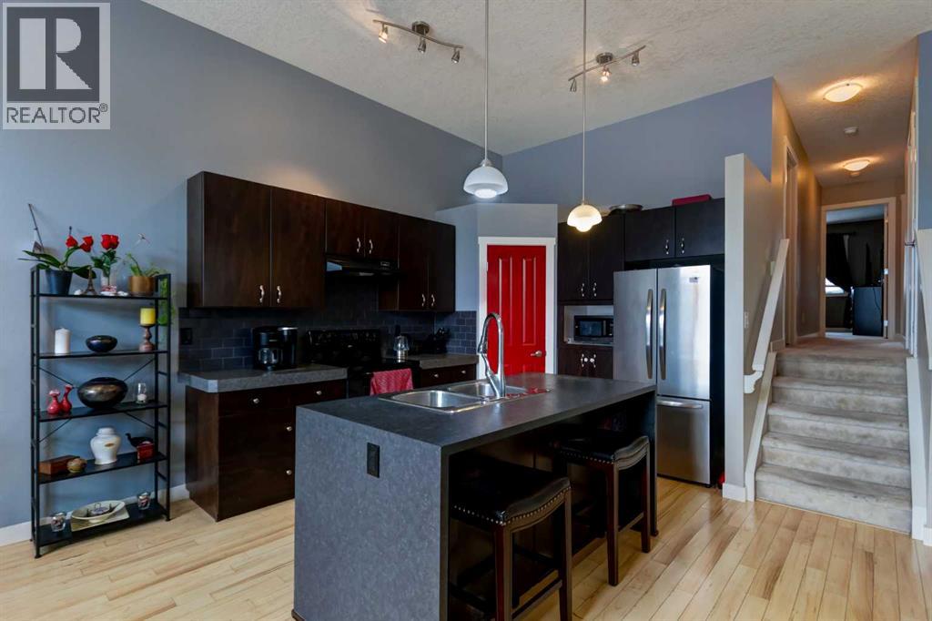 6 Elgin Meadows Road Se Property Photo 10