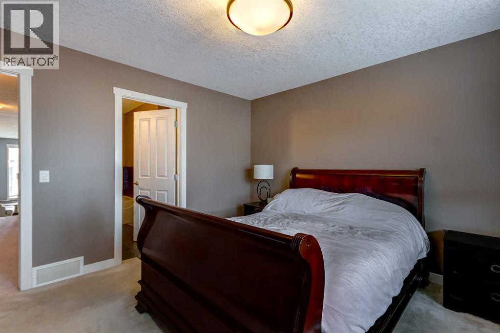 6 Elgin Meadows Road Se Property Photo 15
