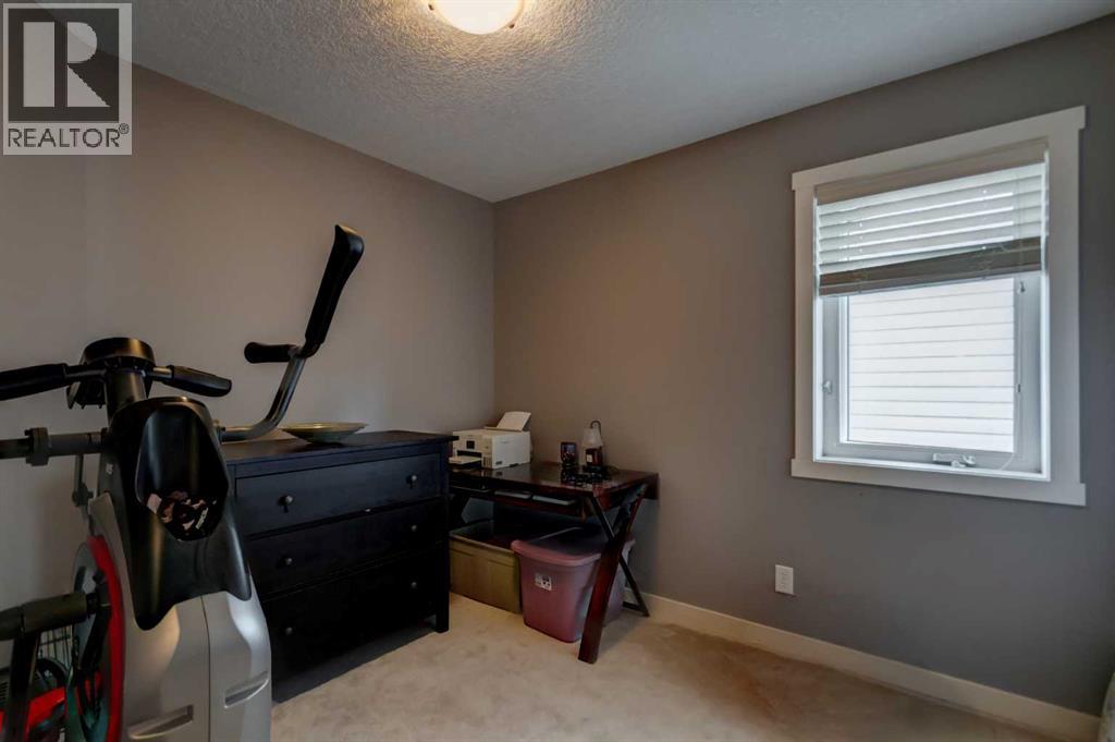 6 Elgin Meadows Road Se Property Photo 19