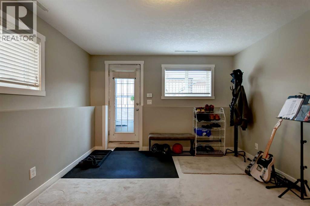 6 Elgin Meadows Road Se Property Photo 28