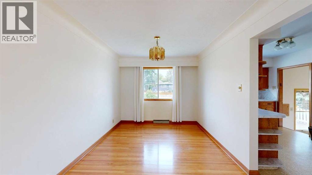712 55 Avenue Sw Property Photo 7