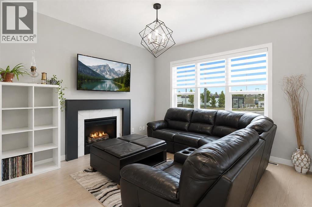 140 Fireside Way Property Photo 2