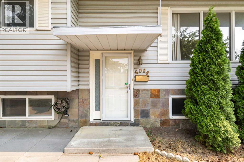 6008 Dalgetty Drive Nw Property Photo 3