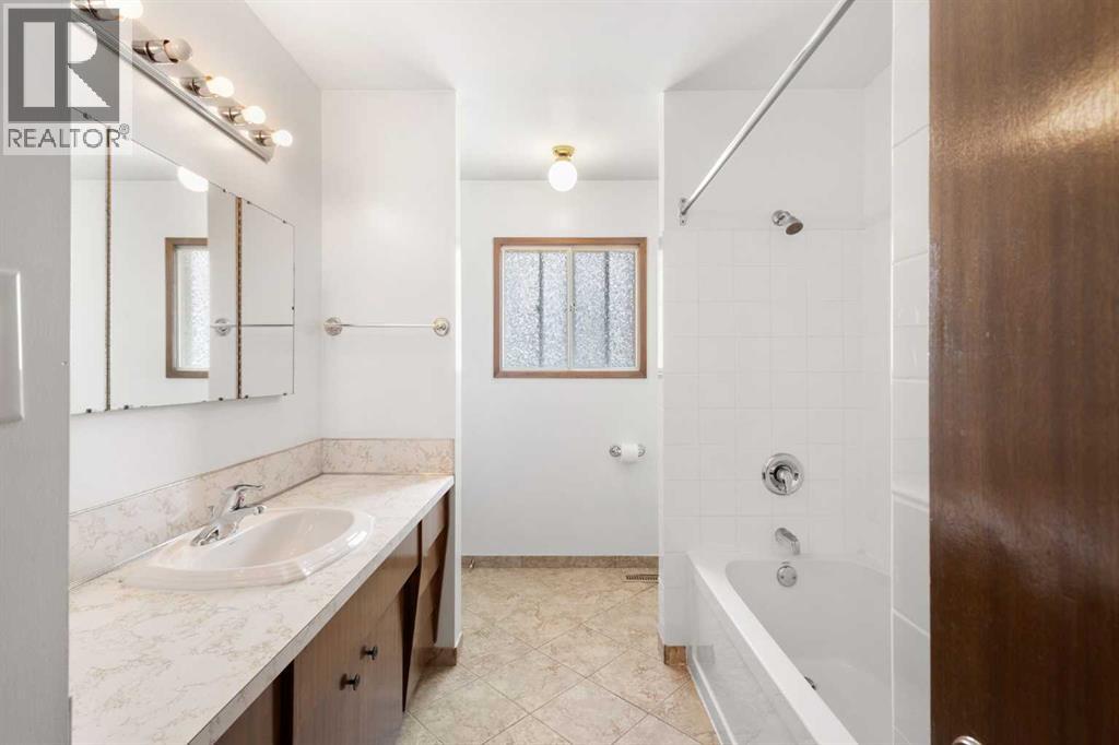 6008 Dalgetty Drive Nw Property Photo 21