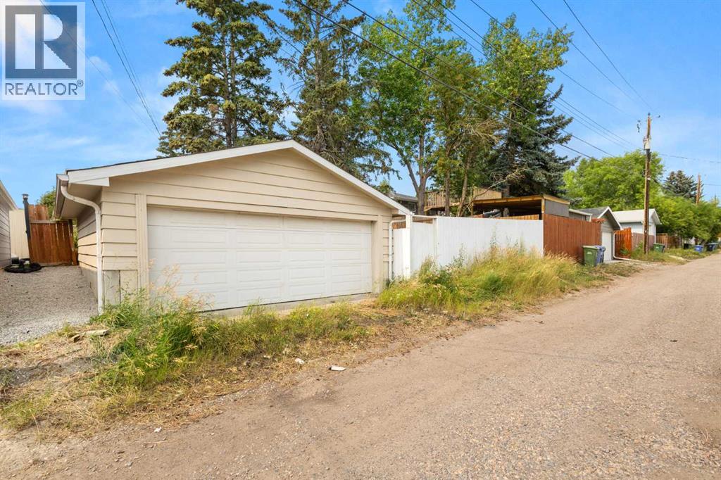 6008 Dalgetty Drive Nw Property Photo 39