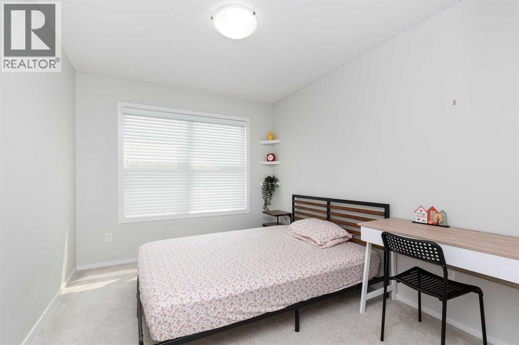 417 Moonlight Way W Property Photo 23