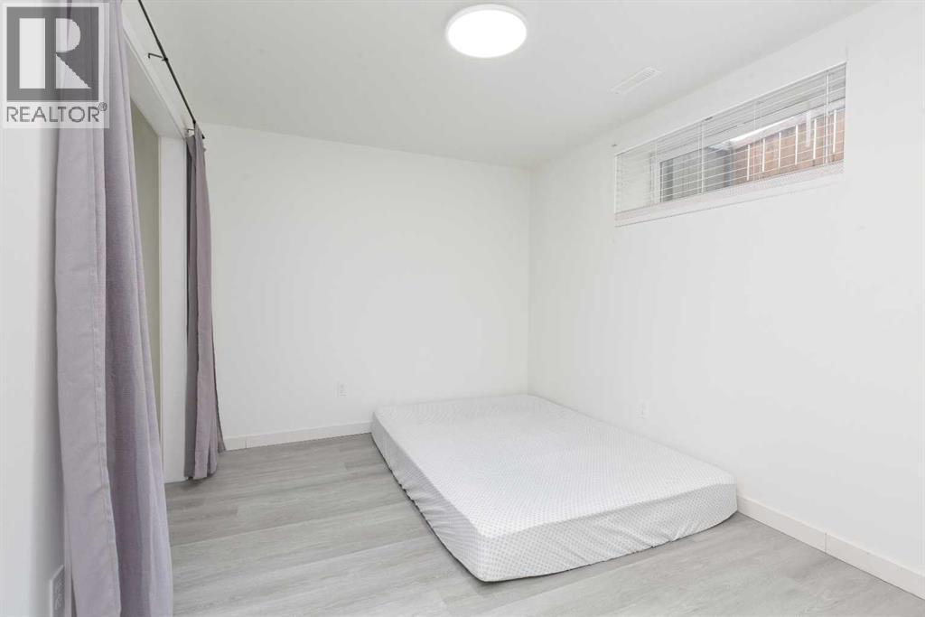 417 Moonlight Way W Property Photo 30
