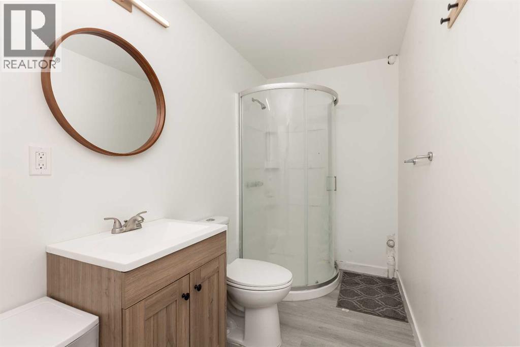 417 Moonlight Way W Property Photo 33