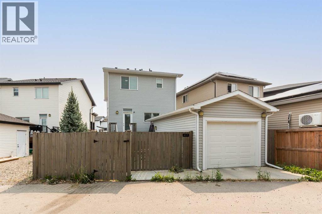 417 Moonlight Way W Property Photo 42