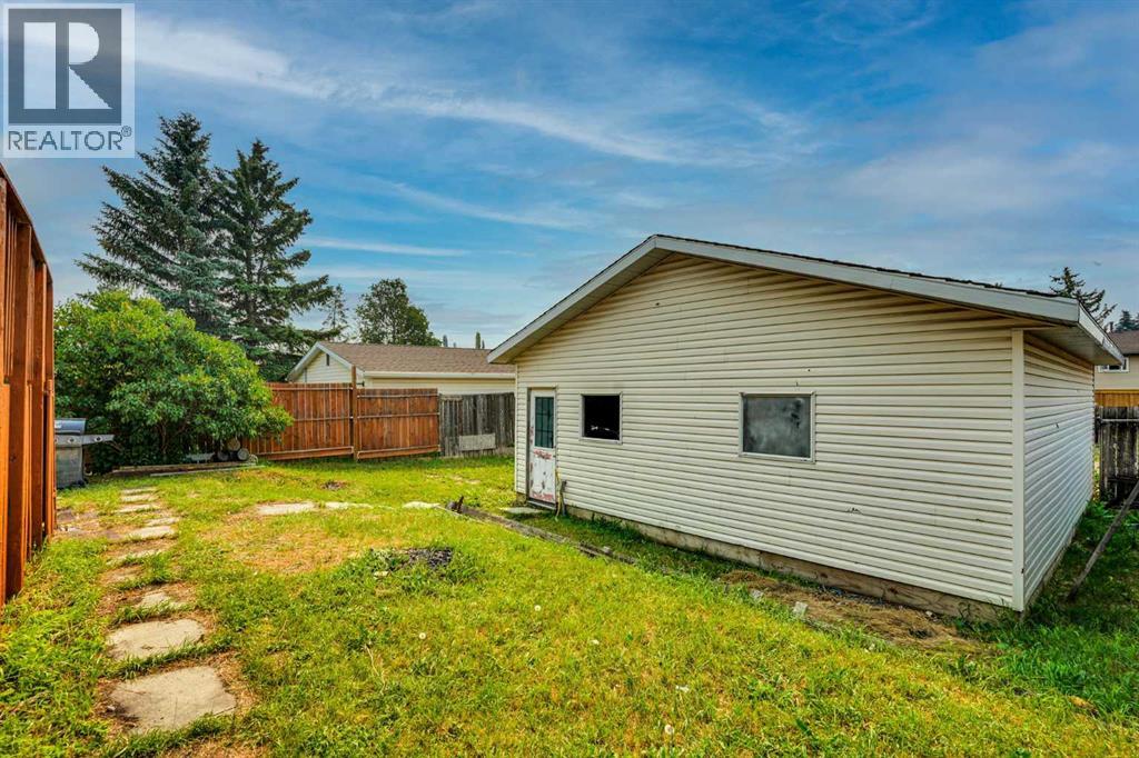 55 Falton Close Ne Property Photo 41