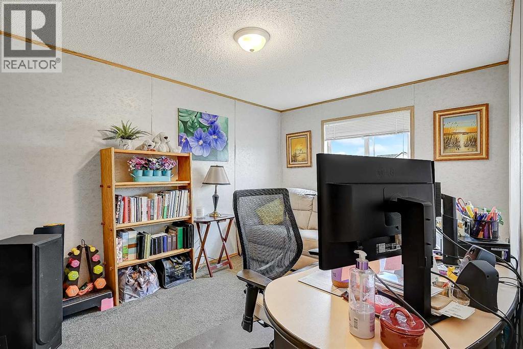 9511 111 Avenue Property Photo 11