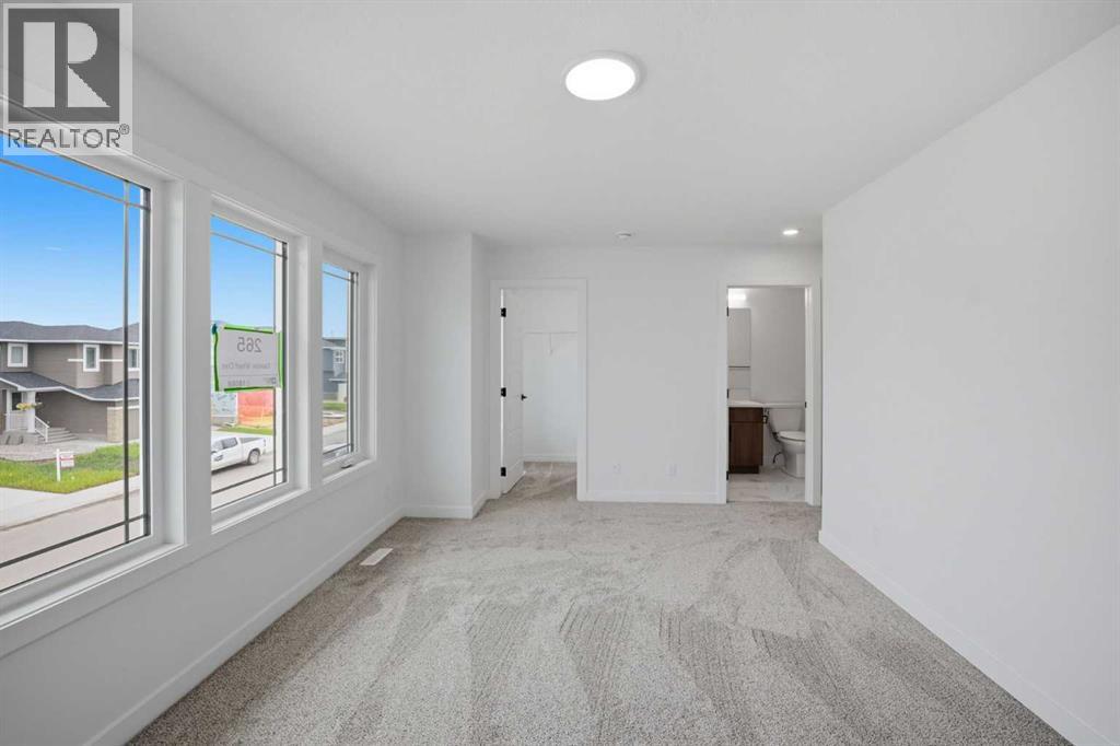 265 Dawson Wharf Crescent E Property Photo 27