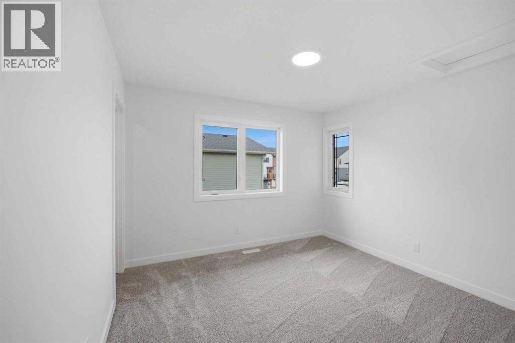 265 Dawson Wharf Crescent E Property Photo 30