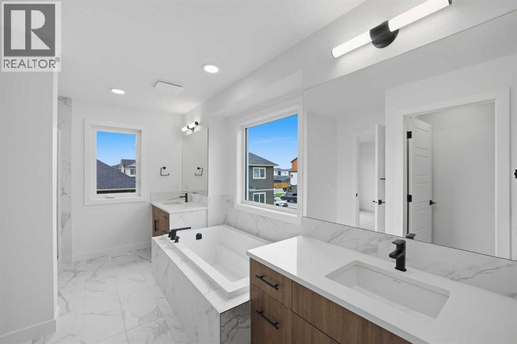 265 Dawson Wharf Crescent E Property Photo 40