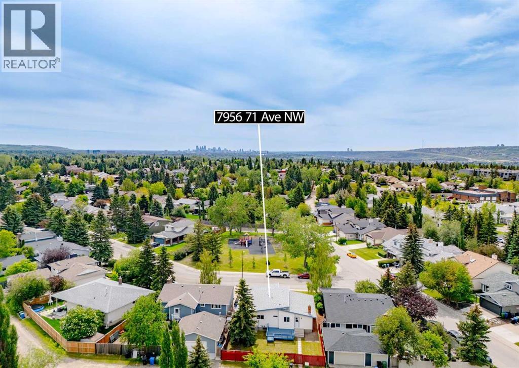 7956 71 Avenue Nw Photo de la propriété 1