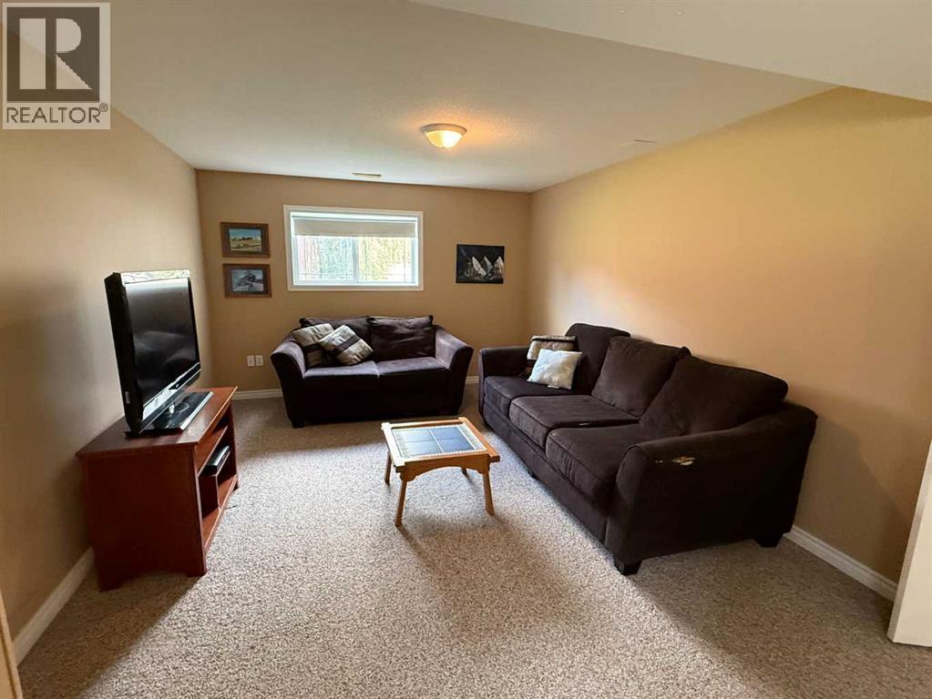 110 Pleasant Drive Property Photo 25