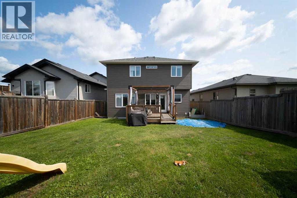 521 Walnut Crescent Property Photo 38