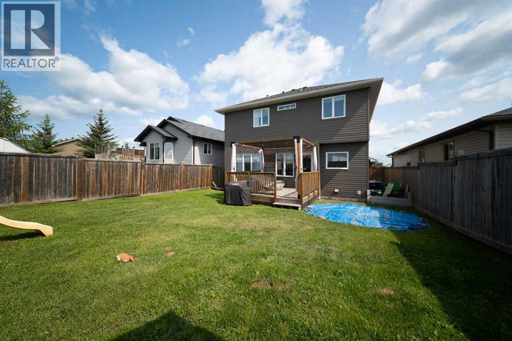 521 Walnut Crescent Property Photo 39