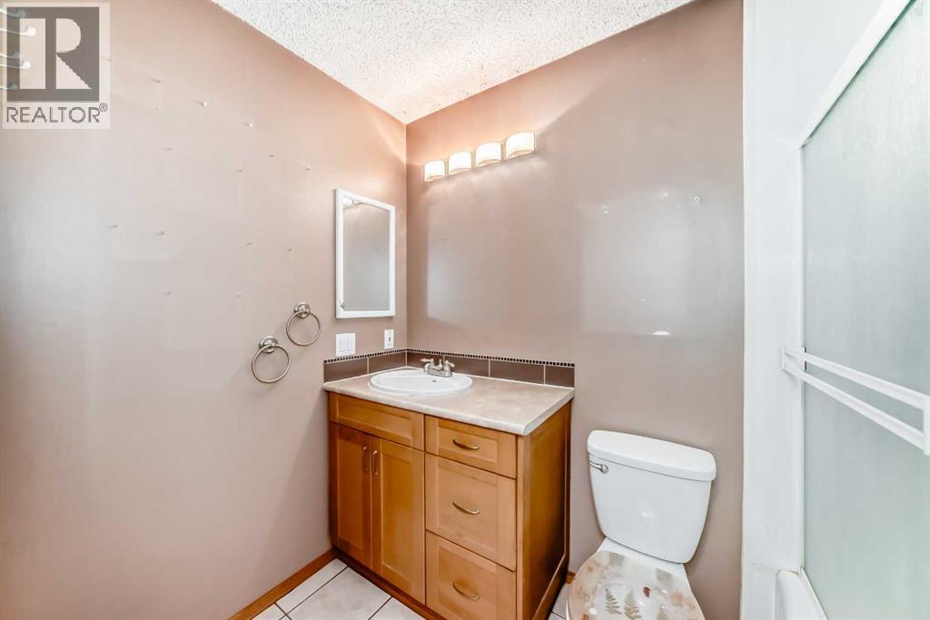 243 Erin Meadow Close Property Photo 23