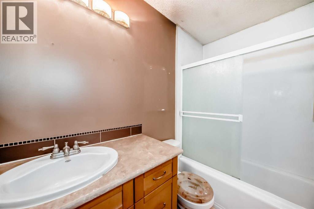 243 Erin Meadow Close Property Photo 24