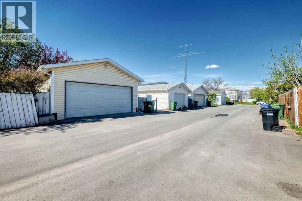 243 Erin Meadow Close Property Photo 43