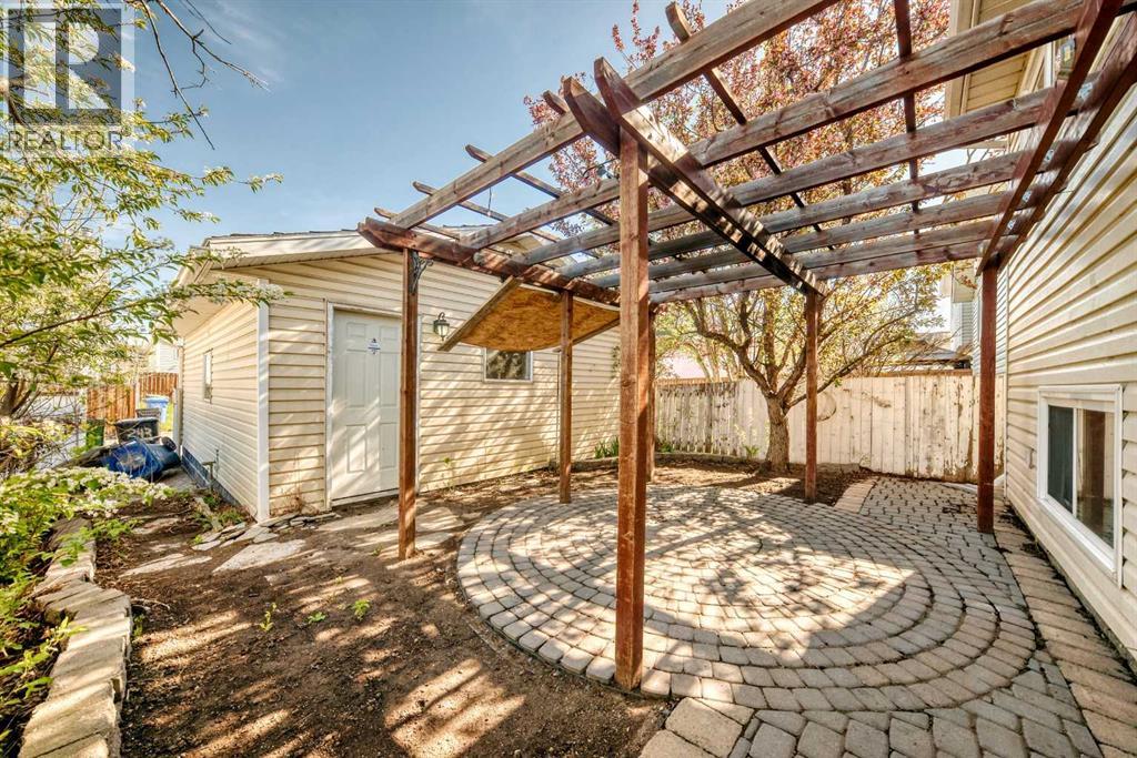 243 Erin Meadow Close Property Photo 45