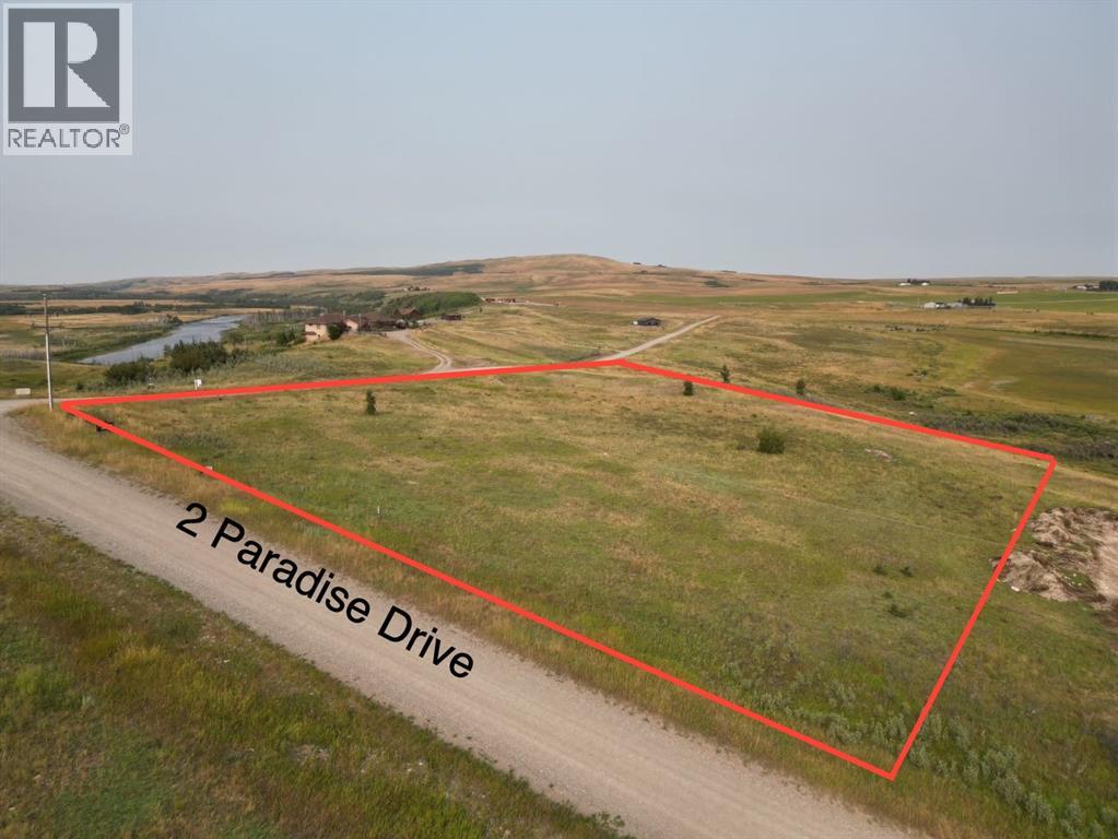 2 Paradise Drive Property Photo 1