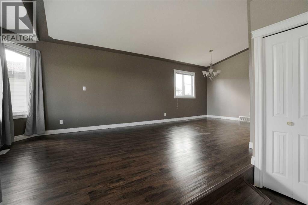 165 Balsam Way Property Photo 3