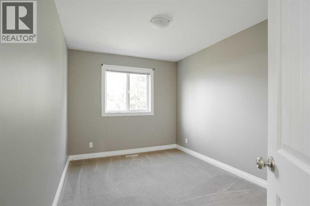 165 Balsam Way Property Photo 28
