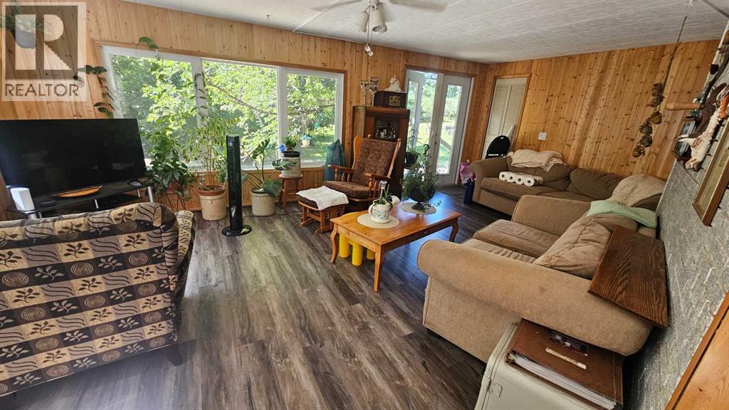 08 Railway Avenue Property Photo 13