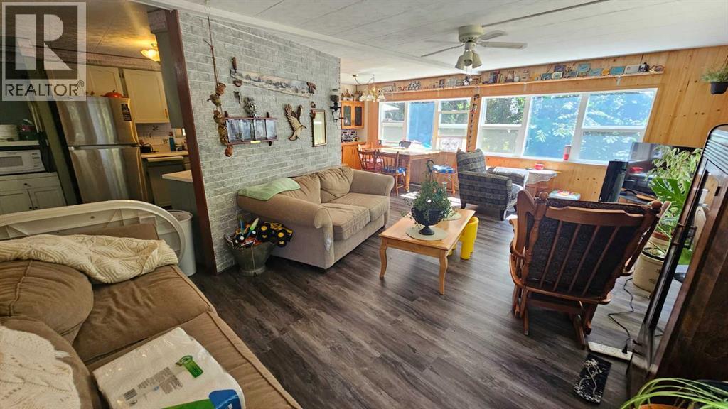08 Railway Avenue Property Photo 14
