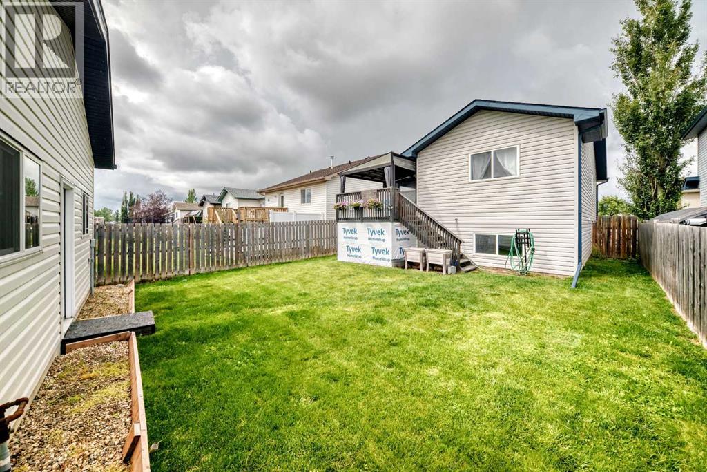 4446 54a Avenue Crescent Property Photo 38