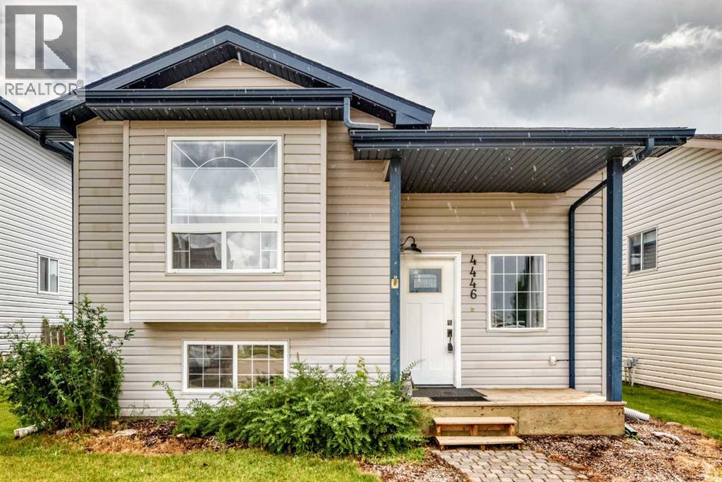 4446 54a Avenue Crescent Property Photo 39