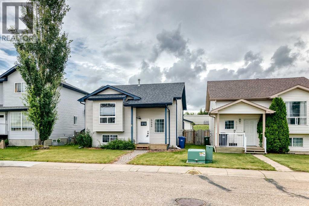 4446 54a Avenue Crescent Property Photo 43