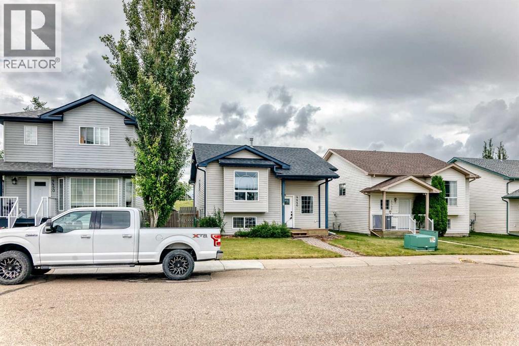 4446 54a Avenue Crescent Property Photo 44
