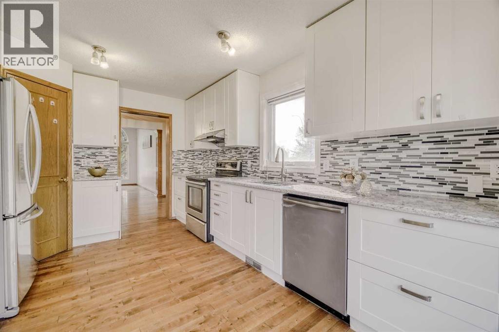 10057 Hamptons Boulevard Nw Property Photo 18