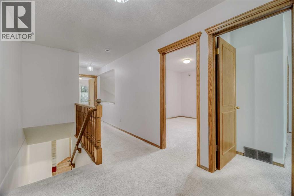 10057 Hamptons Boulevard Nw Property Photo 23