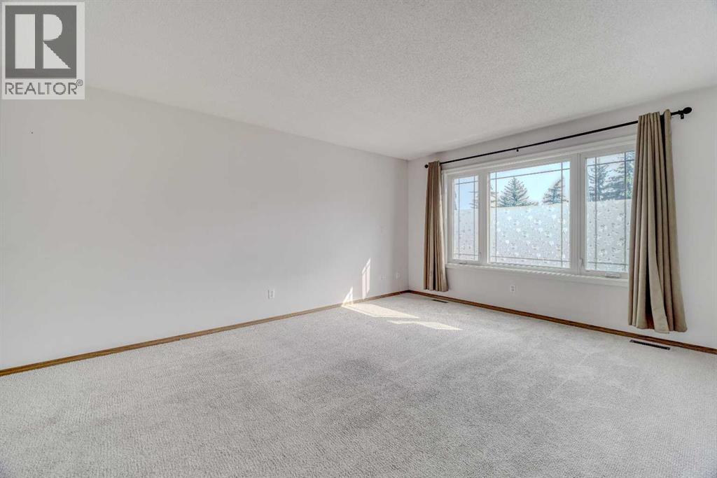 10057 Hamptons Boulevard Nw Property Photo 28