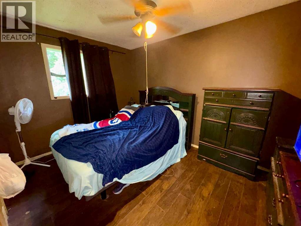 202 4 Avenue Property Photo 9